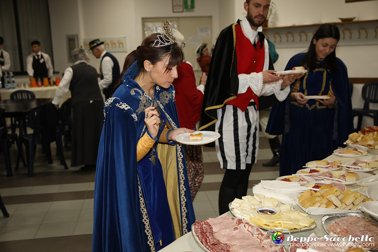 VBS_2868 - VBS_2392 - Investitura Maschere Carnevale di Nichelino 2024.jpg